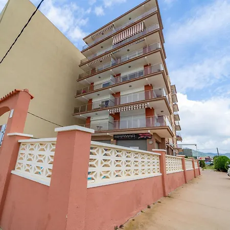 Homeholidaysrentals Maritim V Apartment *