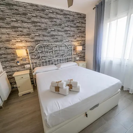 Homeholidaysrentals Maritim V * Pineda de Mar